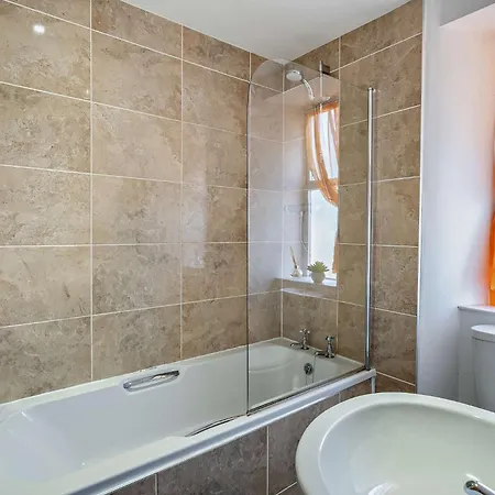 3 Bed In 91839 فندق كندال
